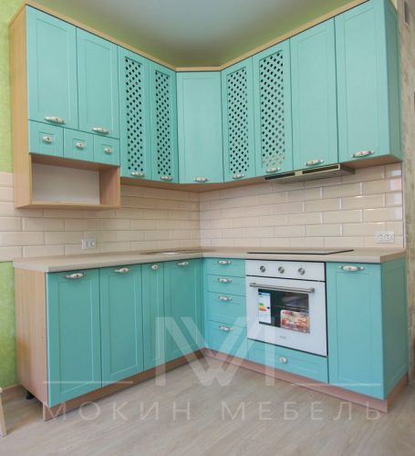 Оригинальная кухня в зеленых тонах